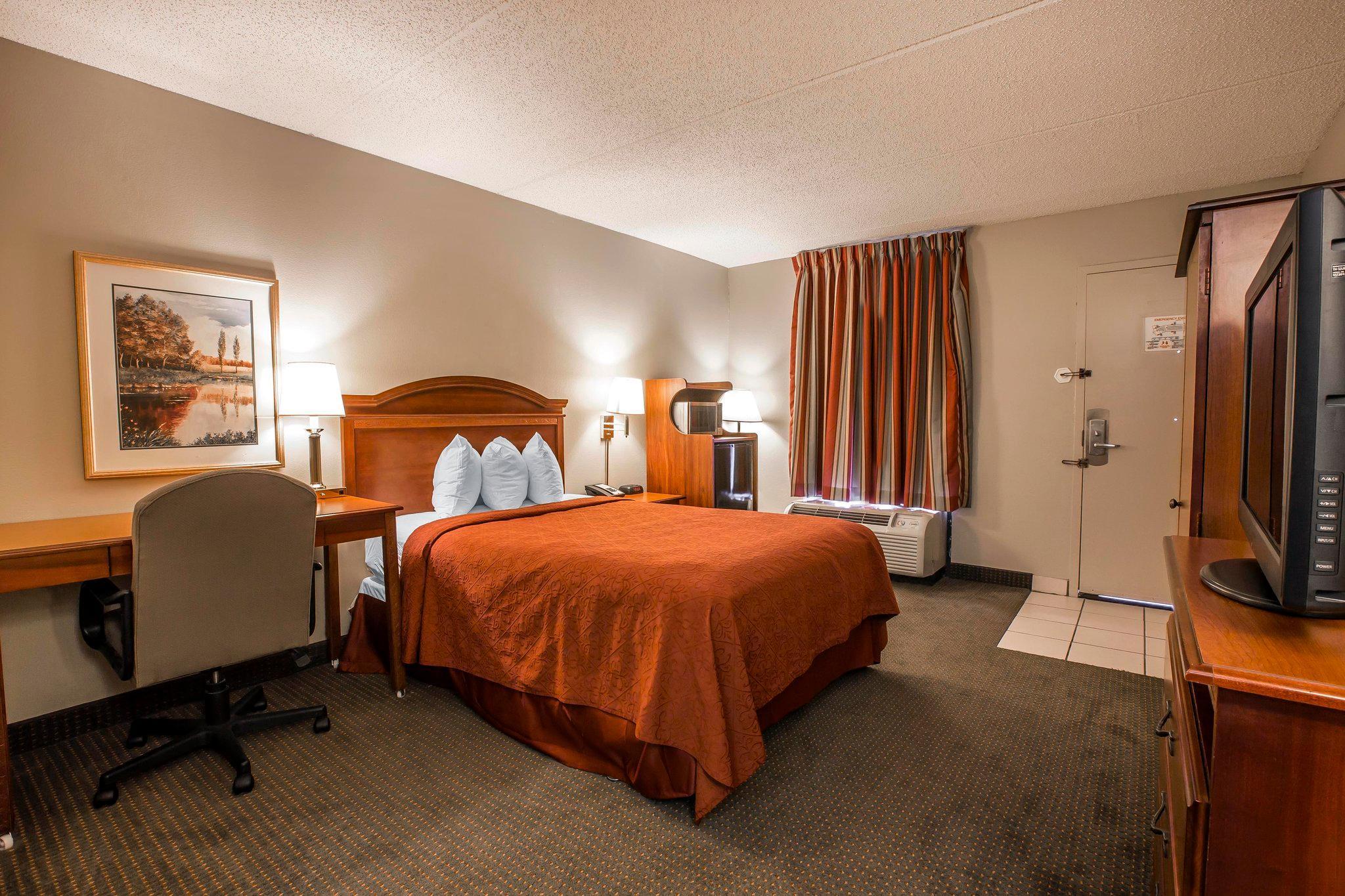 Quality Inn Airport - Southeast Irondale Exteriér fotografie