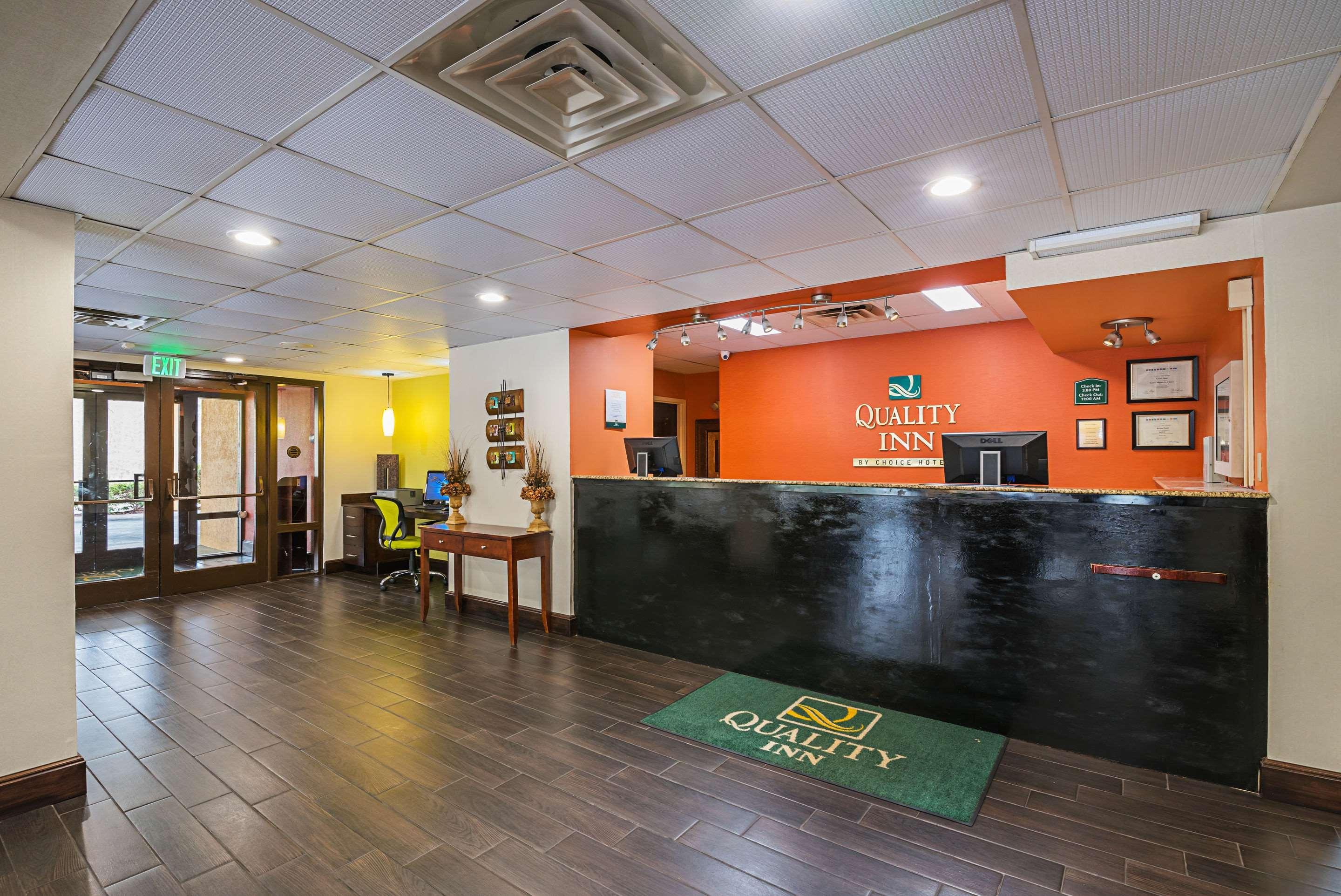 Quality Inn Airport - Southeast Irondale Exteriér fotografie