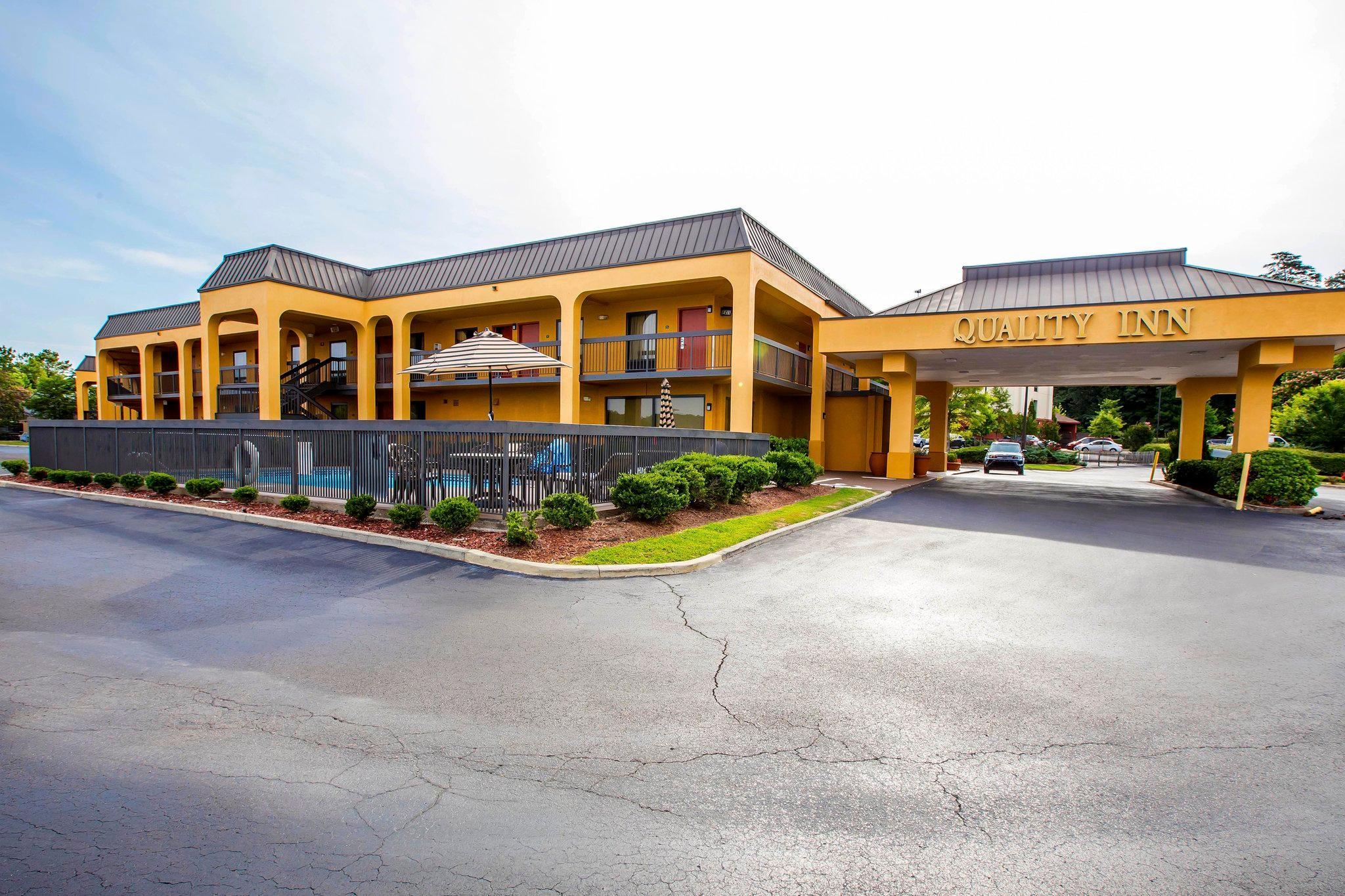 Quality Inn Airport - Southeast Irondale Exteriér fotografie