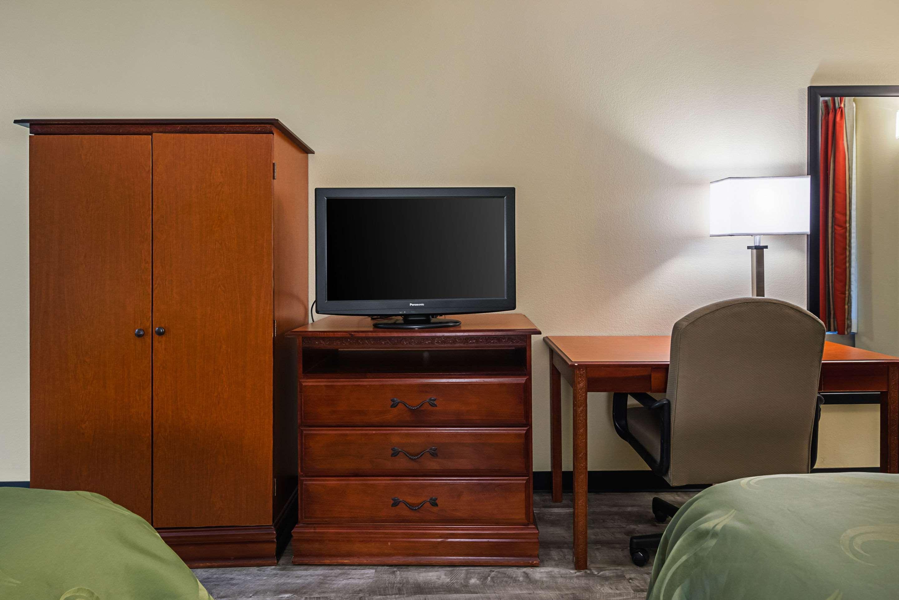Quality Inn Airport - Southeast Irondale Exteriér fotografie