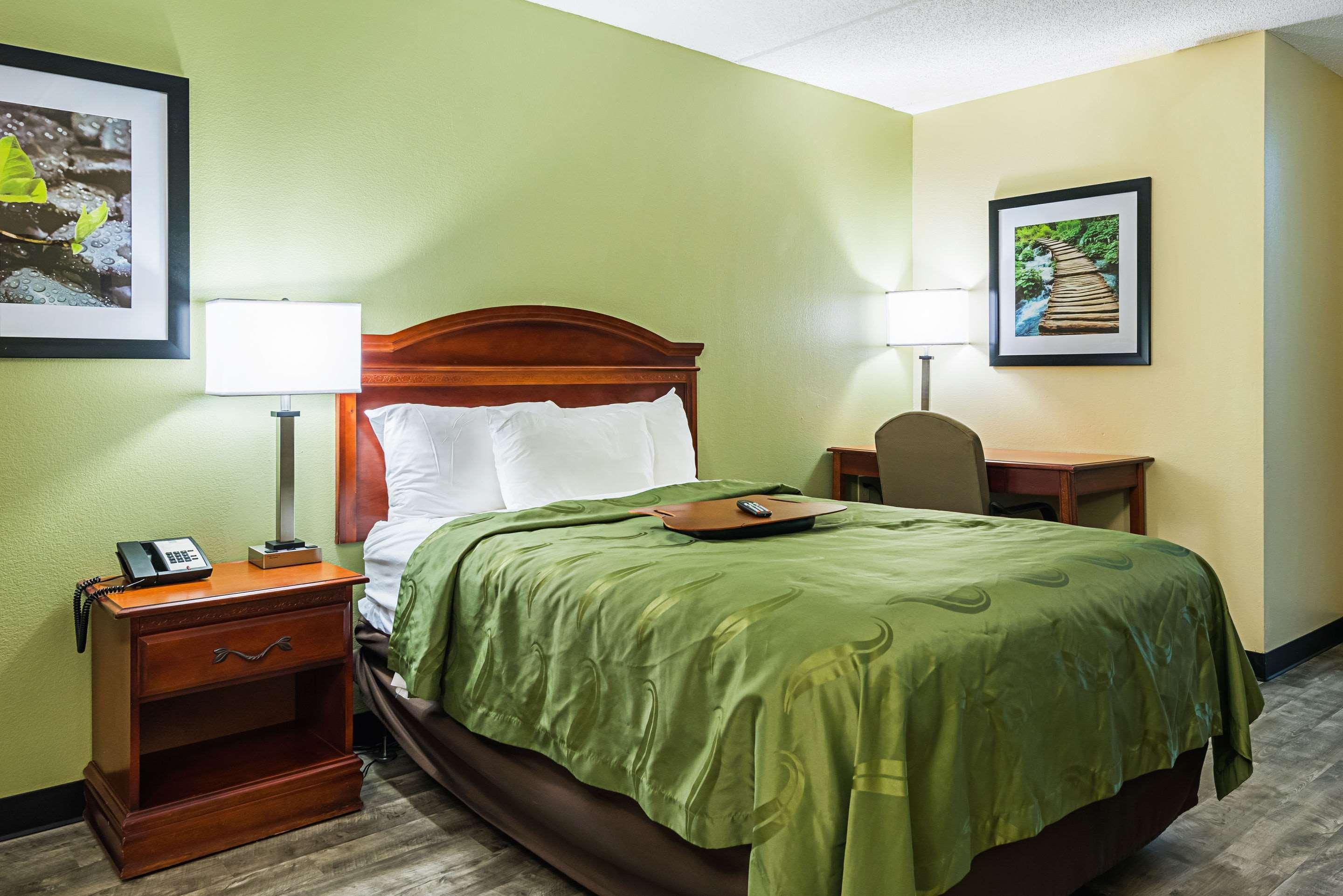 Quality Inn Airport - Southeast Irondale Exteriér fotografie