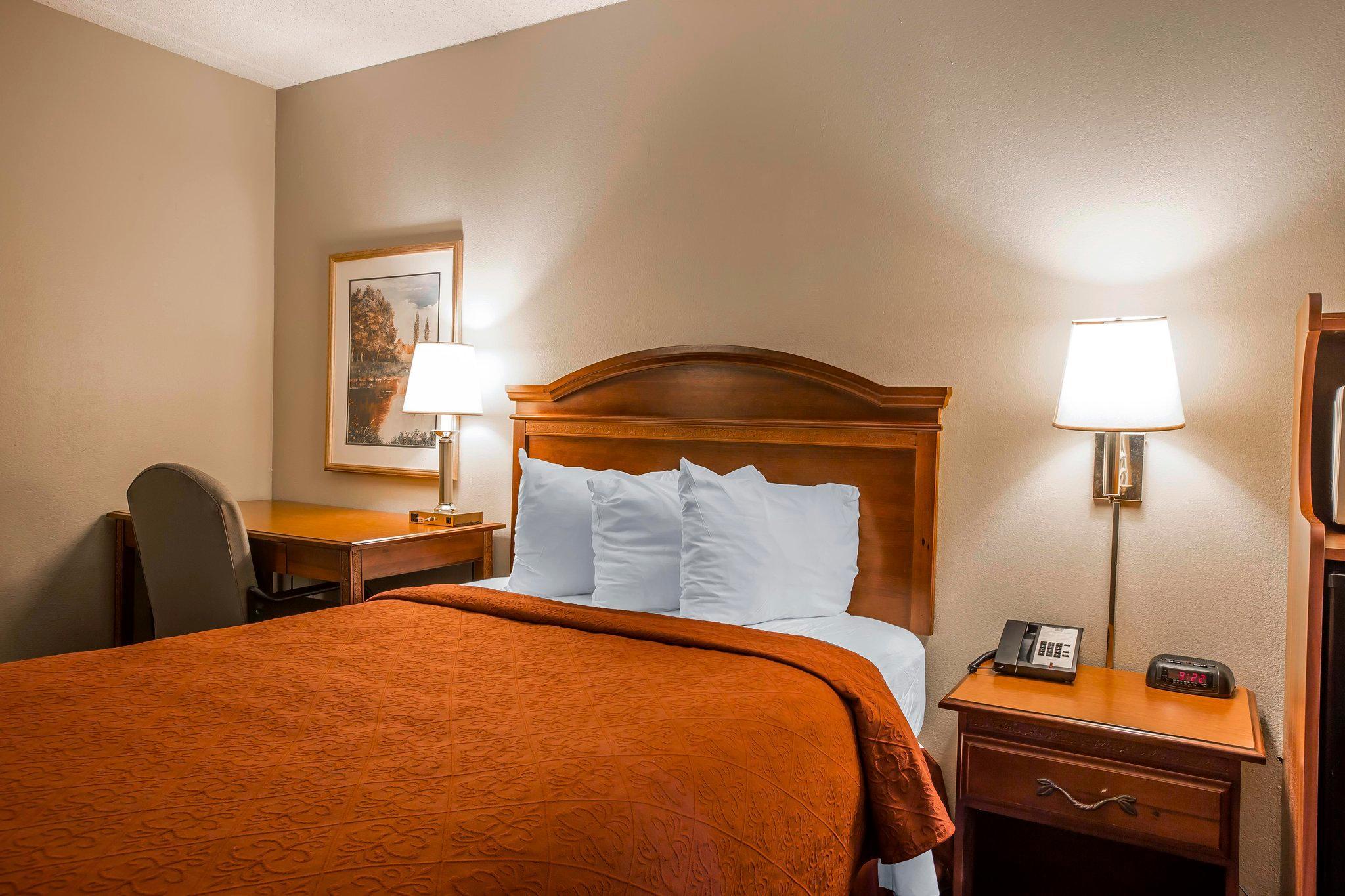 Quality Inn Airport - Southeast Irondale Exteriér fotografie