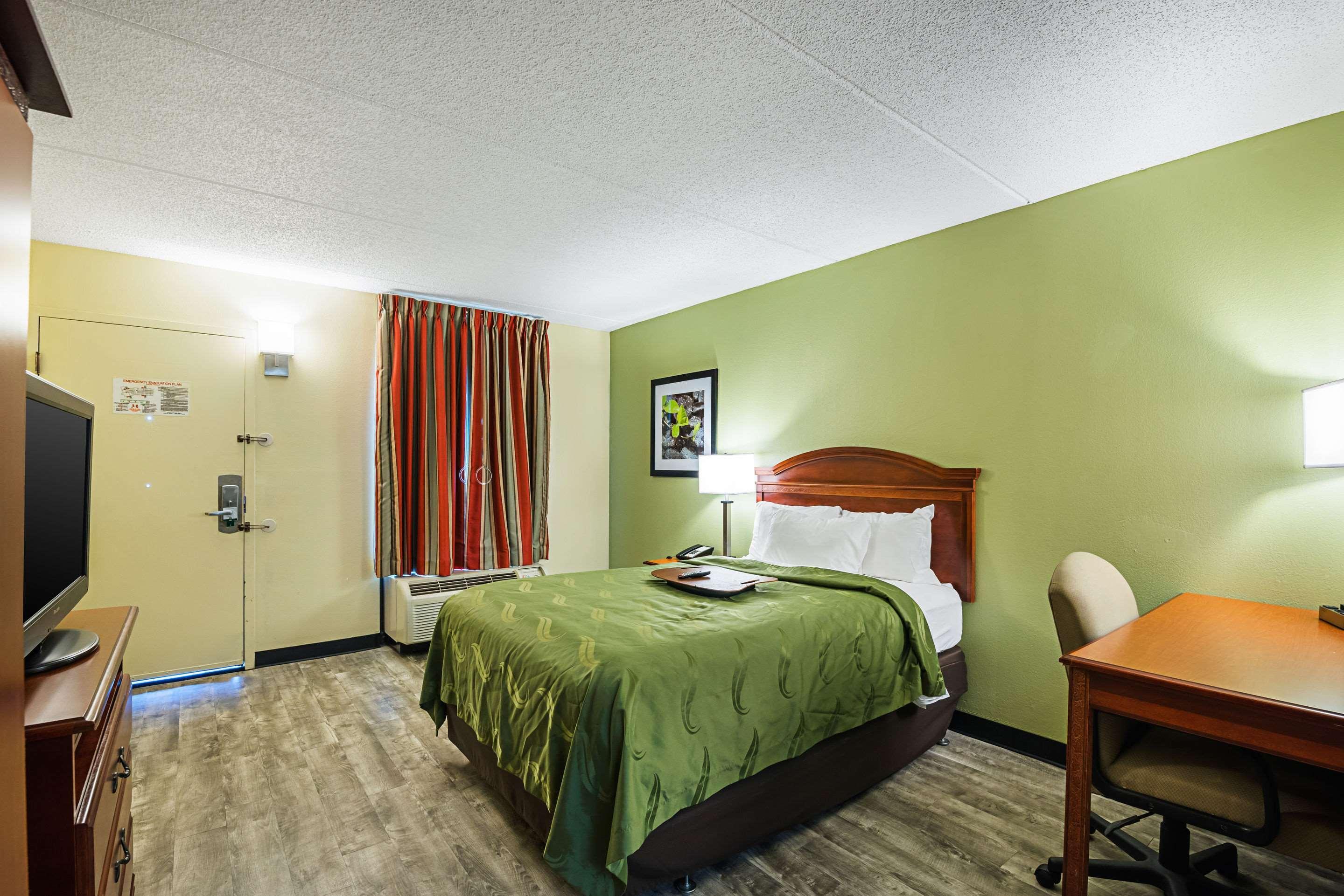 Quality Inn Airport - Southeast Irondale Exteriér fotografie